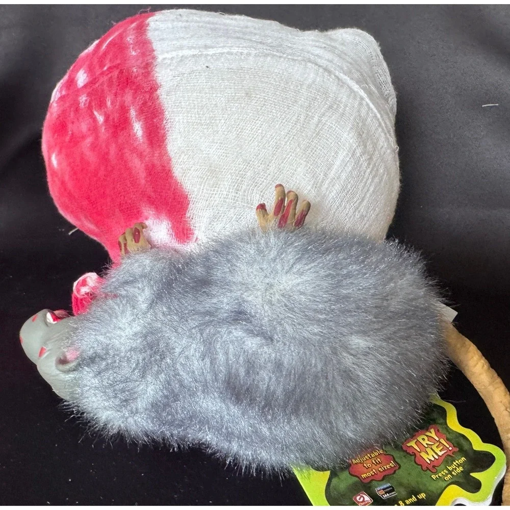 Gemmy chewing rat